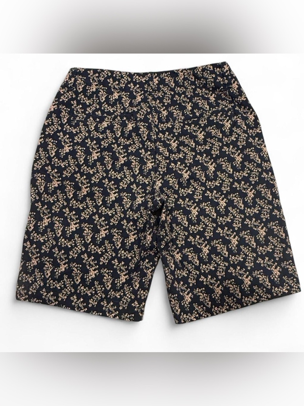 Lee Navy Shorts with Light Pink Floral Pattern - Picture 7 of 8